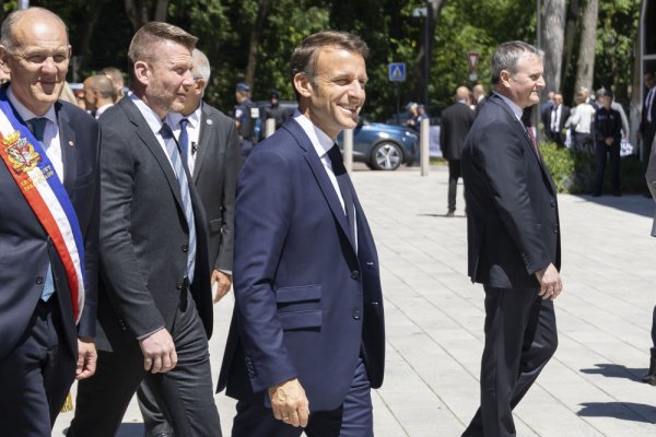 启天配资 法国极右翼政党领跑国民议会选举首轮投票 28岁政坛新星将出任总理？马克龙：极端政党获胜或引发内战